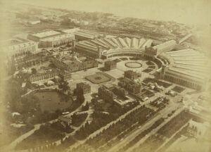 Exposició Universal de Barcelona. Vista aèria presa des del globus captiu