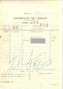 Sumari sobre la detenció de cinc membres d'una xarxa de propaganda clandestina que difonien el diari Solidaridad obrera. Un dels integrants també guardava explosius en el seu domicili.