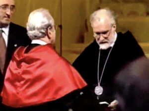 Acte d’investidura Sr. Javier Pérez de Cuéllar com a Doctor Honoris Causa de la Universitat de Lleida i concert del 700è aniversari de la Universitat de Lleida. 1 abril 1998