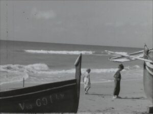 La família Ollé Sanromà a la platja de Sant Salvador (el Vendrell) i a Barcelona