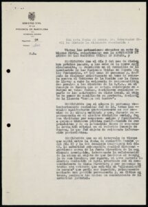 Résolution du Gouverneur Civil de la Province de Barcelone de fermer les locaux de l'ANUE pendant trois mois en raison de la réunion illicite de 16 intellectuels contre le procès de Burgos (10.02.1971)