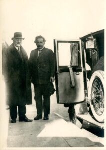Portrait du physicien Albert Einstein avec Josep Puig i Cadafalch