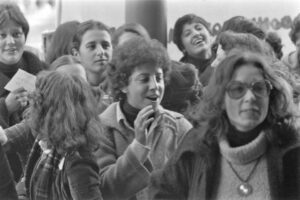 Concentration au Palau de Justice de Barcelone en soutien à Maria Ángeles Muñoz. "Je suis aussi une femme adultère."