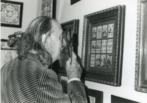 Visite de Salvador Dalí à l'Enrajolada-Casa Museu Santacana, 1975. Auteur: Fotografia Porta, Martorell. Fonds : Députation Forale de Barcelone.