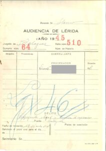 Résumé de l'arrestation de cinq membres d'un réseau clandestin de propagande diffusant le journal Solidaridad obrera. L'un d'eux détenait également des explosifs à son domicile.